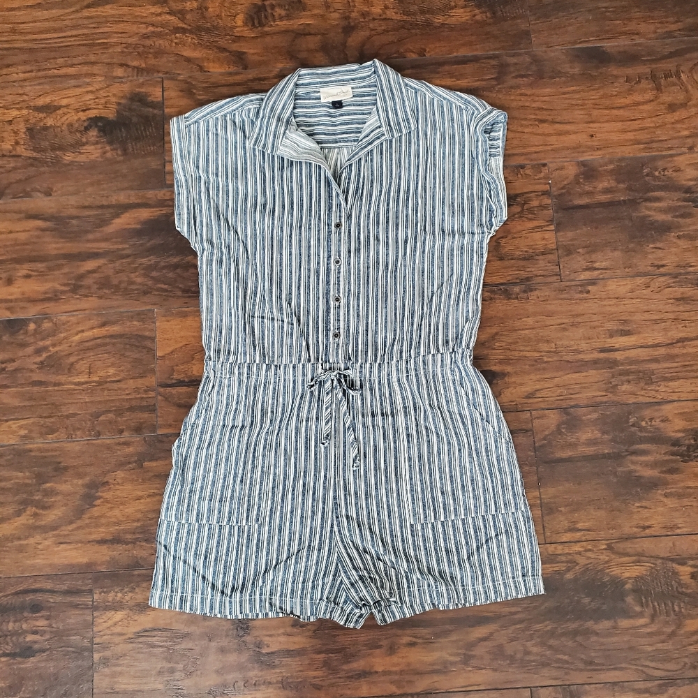 Universal Thread Size S Button Front Romper - Picture 1 of 6